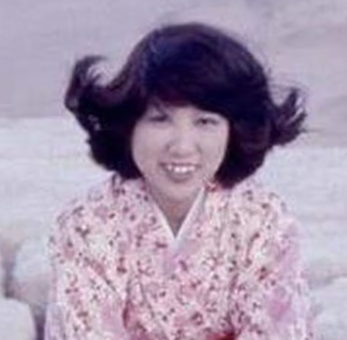 小池百合子　若い頃